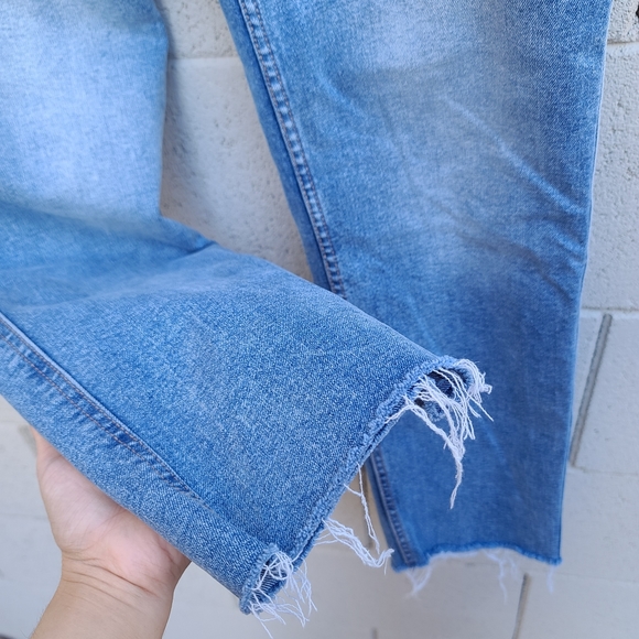 COPY - Free People | Curvy High Rise Straight Leg Jeans in Light Wash Blue Size… - Picture 7 of 12